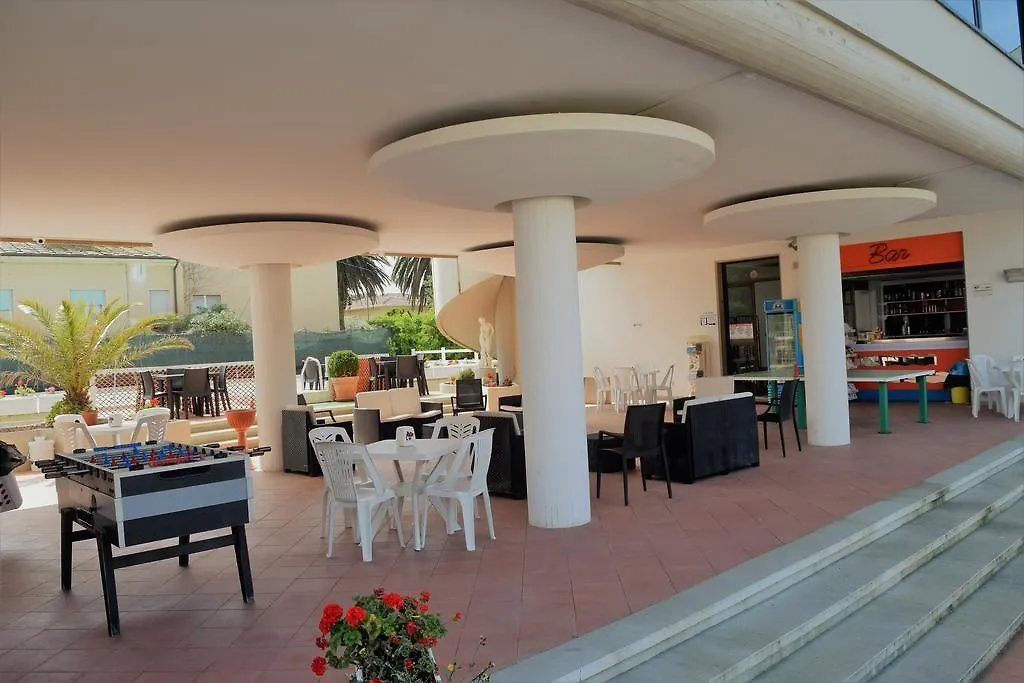 Aparthotel Tirreno Residence Marina di Cecina